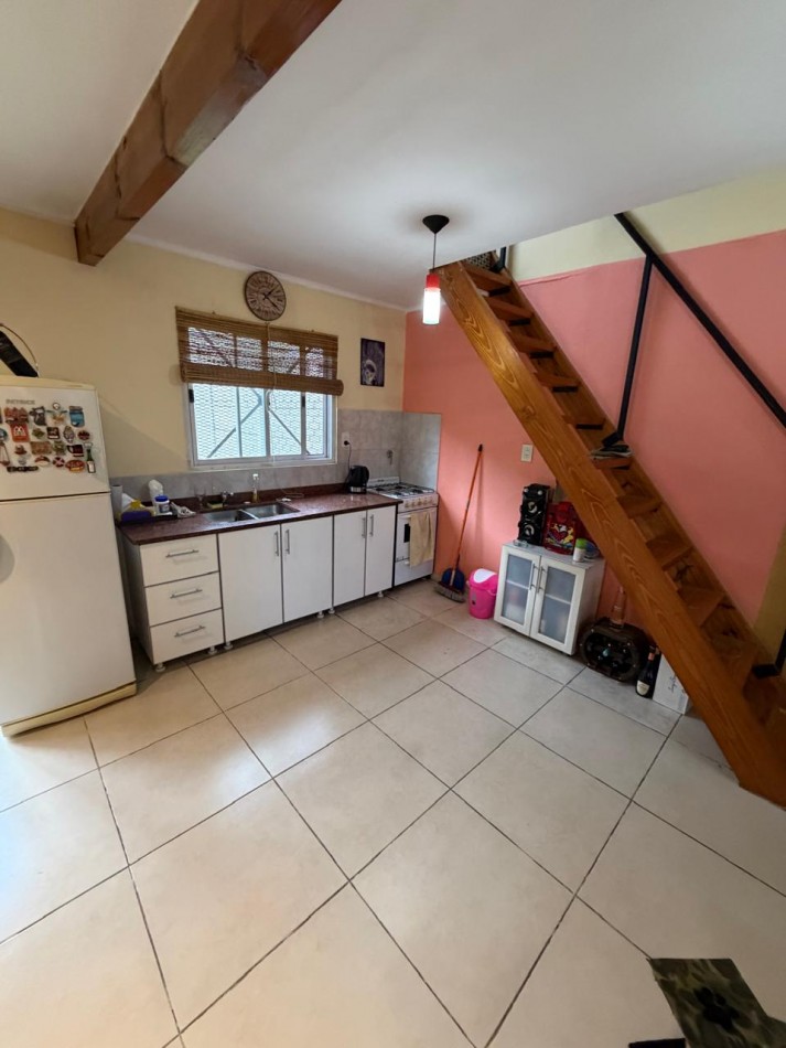 VENTA 2 PROPIEDADES SOBRE LOTE DE 461 MT2, EXCELENTE PARA 2 FAMILIAS O PARA INVERSION, CERCANIA A TRANSPORTE PUBLICO, TARIJA 1804 -TEMPERLEY-