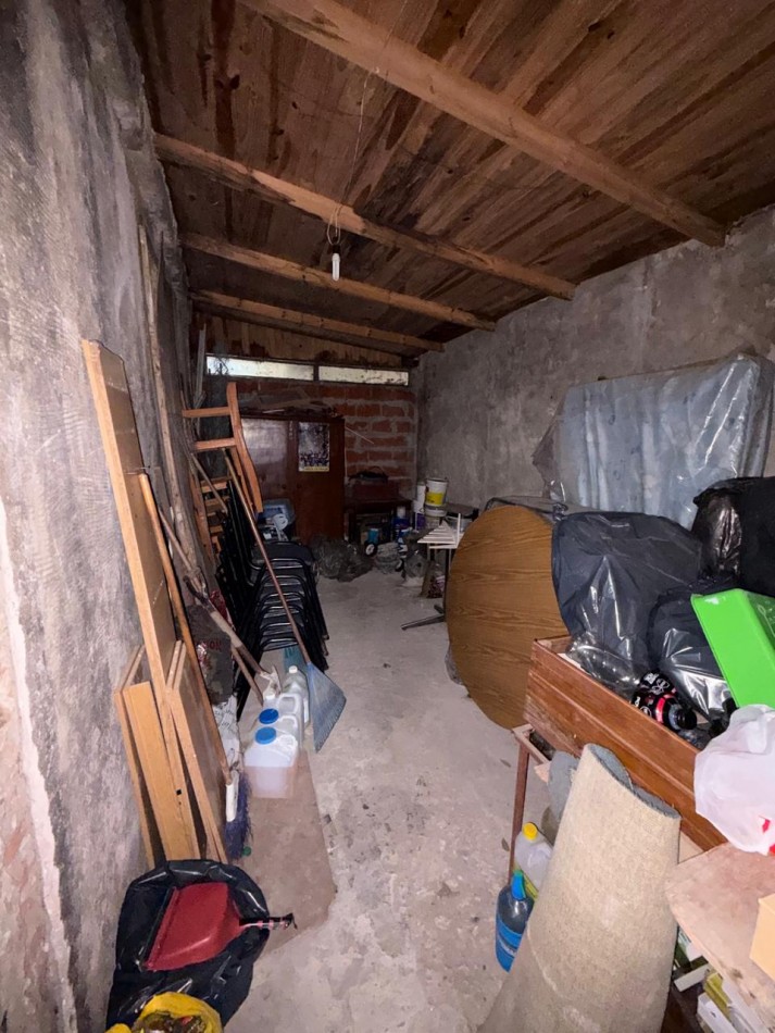 VENTA 2 PROPIEDADES SOBRE LOTE DE 461 MT2, EXCELENTE PARA 2 FAMILIAS O PARA INVERSION, CERCANIA A TRANSPORTE PUBLICO, TARIJA 1804 -TEMPERLEY-