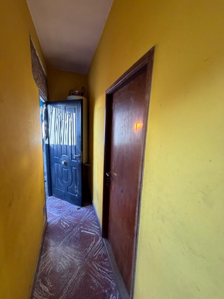 VENTA PH EN PLANTA ALTA 3 DORMITORIOS, TERRAZA CON PARRILLA Y GALERIA SEMICUBIERTA, A 3 CUADRAS DE AV EVA PERON AL 3700, COSTA RICA 836 -TEMPERLEY-
