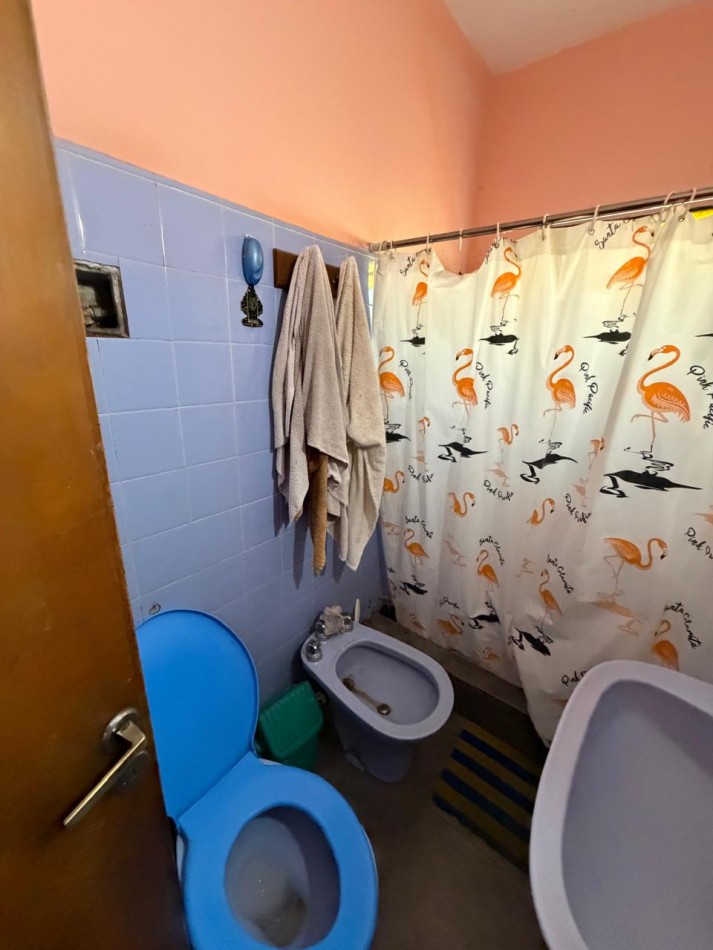 VENTA PH EN PLANTA ALTA 3 DORMITORIOS, TERRAZA CON PARRILLA Y GALERIA SEMICUBIERTA, A 3 CUADRAS DE AV EVA PERON AL 3700, COSTA RICA 836 -TEMPERLEY-