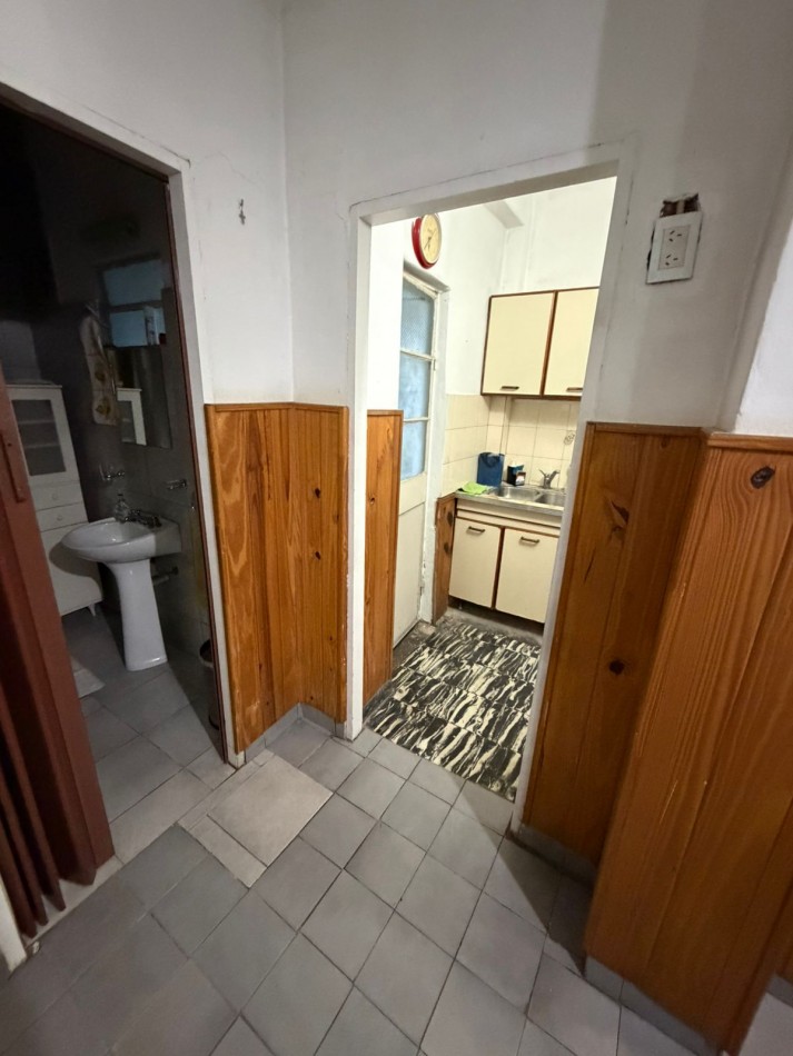 ALQUILER PH DOS AMBIENTES MAS HABITACION AUXILIAR AMOBLADO ZEBALLOS 895 TEMPERLEY
