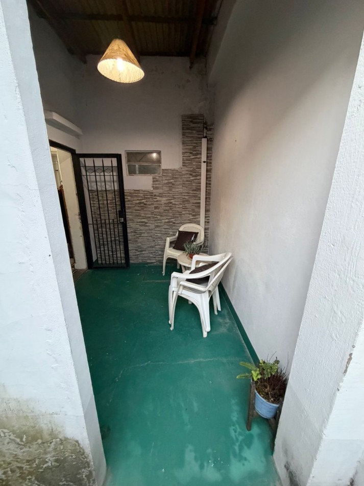ALQUILER PH DOS AMBIENTES MAS HABITACION AUXILIAR AMOBLADO ZEBALLOS 895 TEMPERLEY