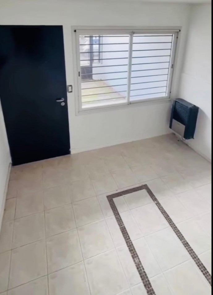 ALQUILER ESPECTACULAR TRIPLEX DE CATEGORIA SIN EXPENSAS - PROFESOR MARIÑO 206 TEMPERLEY-