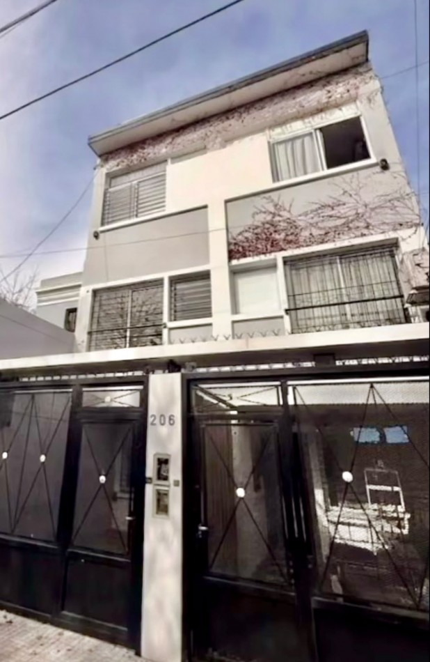 ALQUILER ESPECTACULAR TRIPLEX DE CATEGORIA SIN EXPENSAS - PROFESOR MARIÑO 206 TEMPERLEY-