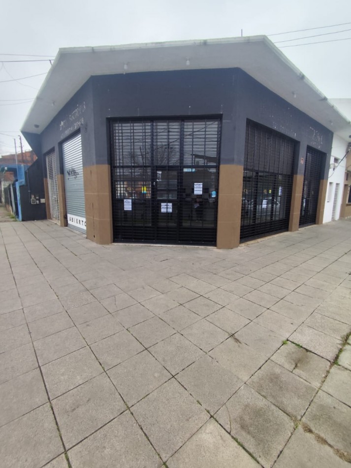 ALQUILER LOCAL COMERCIAL EXCELENTE ESTADO Y UBICACION SAN CRISTOBAL 1298 TEMPERLEY