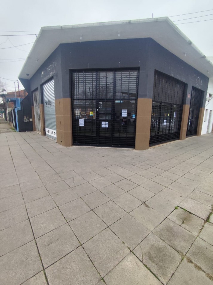ALQUILER LOCAL COMERCIAL EXCELENTE ESTADO Y UBICACION SAN CRISTOBAL 1298 TEMPERLEY