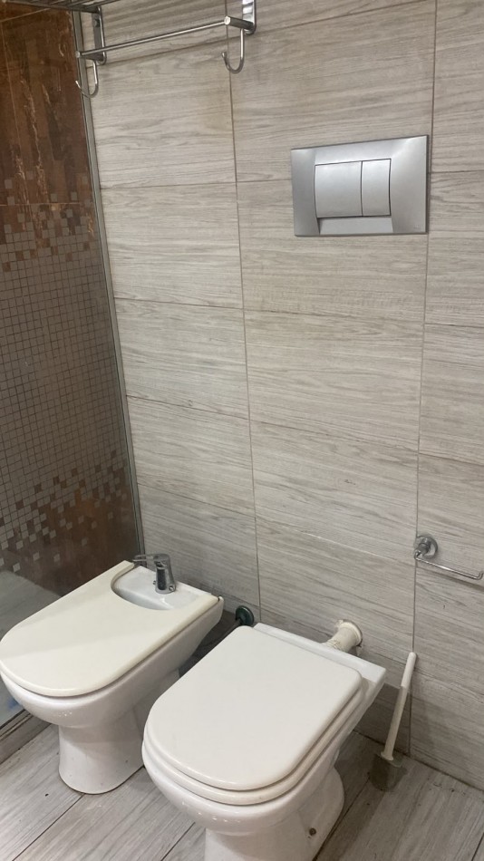ALQUILER PH 3 AMBIENTES C/PATIO S/EXPENSAS - FLORENCIO VARELA 829 GERLI-
