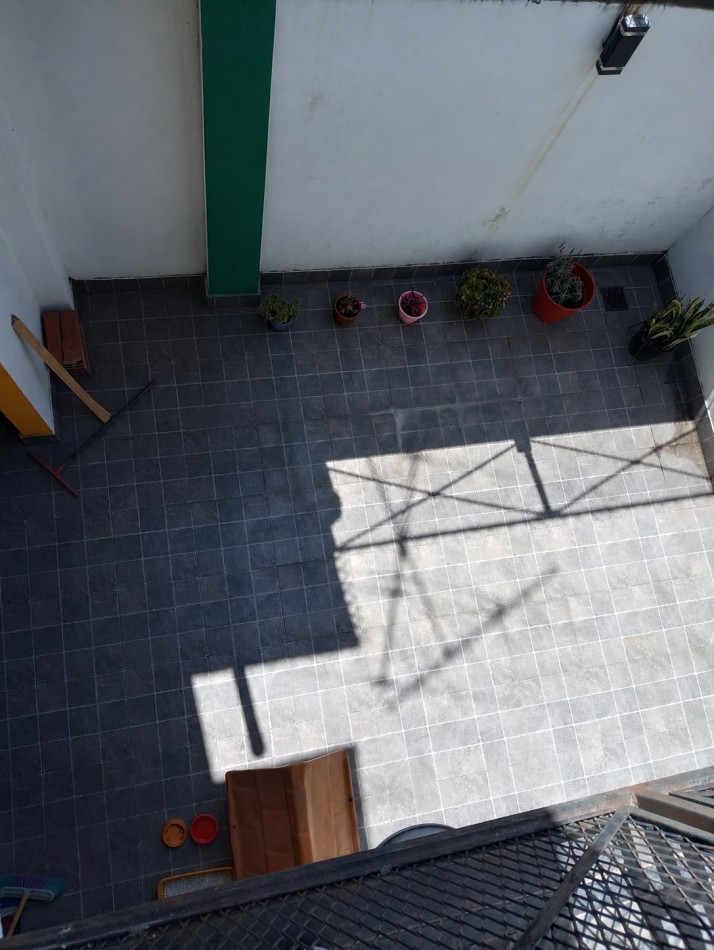 ALQUILER PH 3 AMBIENTES C/PATIO S/EXPENSAS - FLORENCIO VARELA 829 GERLI-