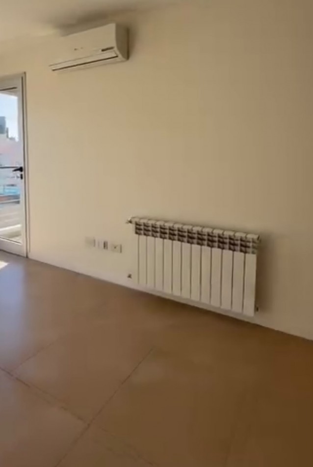 ALQUILER HERMOSO DEPARTAMENTO 2 AMBIENTES Y COCHERA CUBIERTA -PASAJE GONZALEZ 72 LOMAS DE ZAMORA-