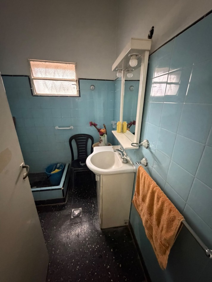 HERMOSA CASA 3 AMBIENTES, CON GRAN PARQUE Y PARRILLA, ALFEREZ PAGE 349 -GLEW-