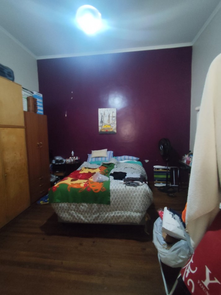 VENTA PH 5 AMBIENTES, EXCELENTE UBICACION, FRENTE AL COTO DE ESCALADA, AV HIPOLITO YRIGOYEN 6161 -REMEDIOS DE ESCALADA-