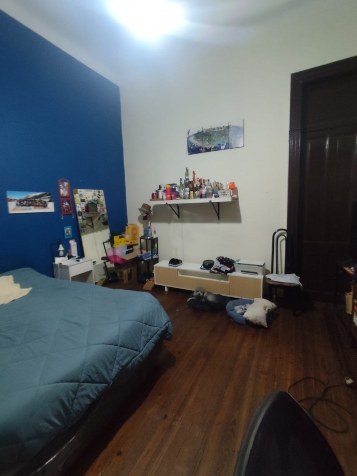 VENTA PH 5 AMBIENTES, EXCELENTE UBICACION, FRENTE AL COTO DE ESCALADA, AV HIPOLITO YRIGOYEN 6161 -REMEDIOS DE ESCALADA-