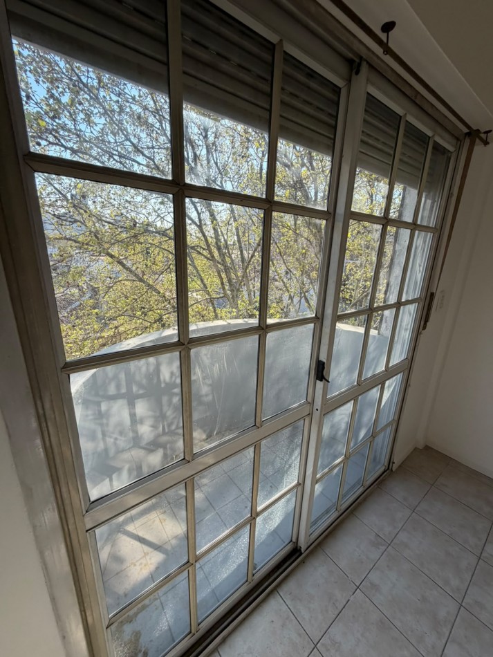 ALQUILER HERMOSO DEPARTAMENTO 3 AMBIENTES, A UNA CUADRA DE LA ESTACION DE TEMPERLEY, EXCELENTE UBICACION, OBLIGADO 90 -TEMPERLEY-