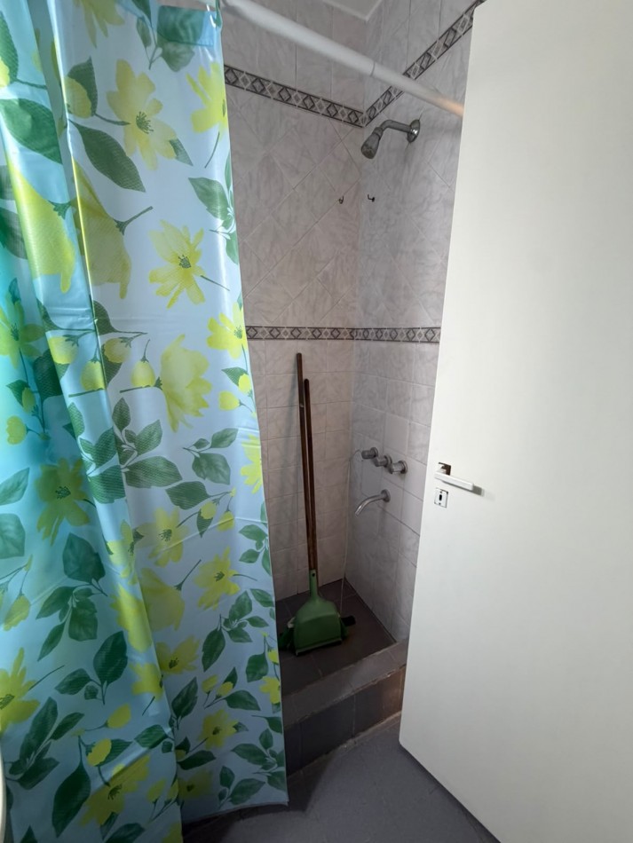 ALQUILER HERMOSO DEPARTAMENTO 3 AMBIENTES, A UNA CUADRA DE LA ESTACION DE TEMPERLEY, EXCELENTE UBICACION, OBLIGADO 90 -TEMPERLEY-