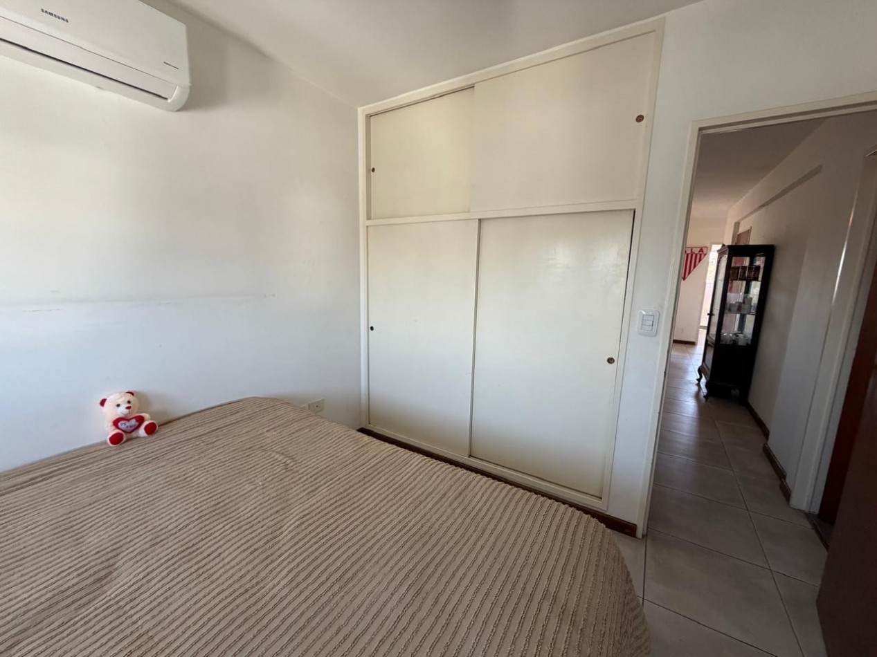 VENTA DEPARTAMENTO 2 AMBIENTES EN TERCER PISO, EXCELENTE UBICACION, A 3 CUADRAS DE LA ESTACION DE TEMPERLEY (LADO OESTE), 25 DE MAYO 275 -TEMPERLEY-