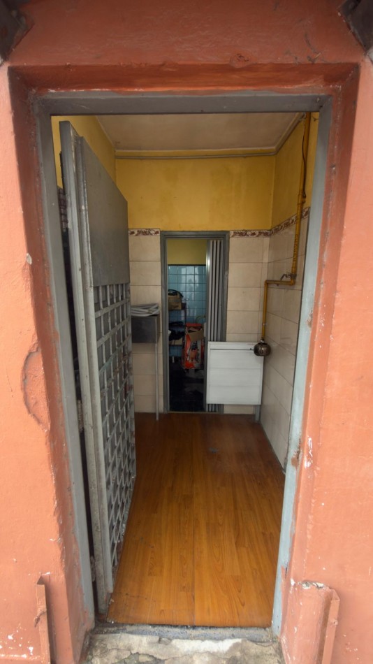 ALQUILER IMPORTANTE LOCAL ZONA COMERCIAL -SALTA 239 TEMPERLEY-