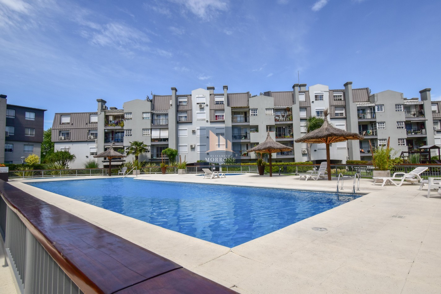VENTA HERMOSO DEPARTAMENTO APTO CREDITO 3 AMBIENTES CON COCHERA COMPLEJO OLIDEN, OLIDEN 1180 -LOMAS DE ZAMORA-