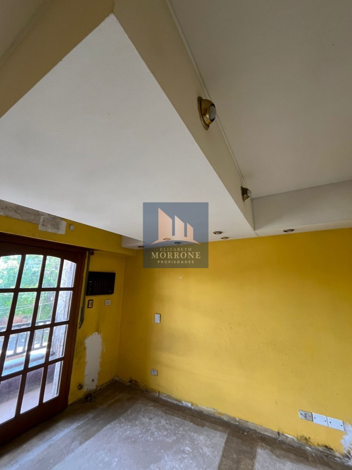 IMPORTANTE CHALET DE CATEGORIA CON 3 DORMITORIOS, SOTANO PARA VARIOS AUTOS Y PARQUE, LA CALANDRIA 4000 -SAN JOSE-