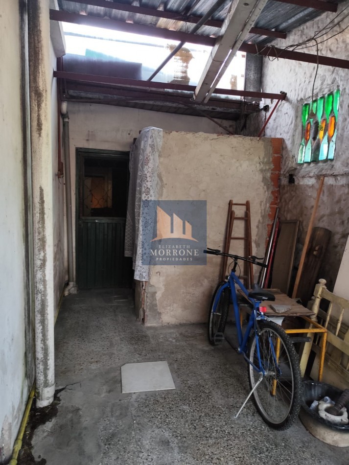 VENTA CASA 3 AMBIENTES CON AMPLIO PATIO, LUIS SAENZ PEÑA 2057 -TEMPERLEY-