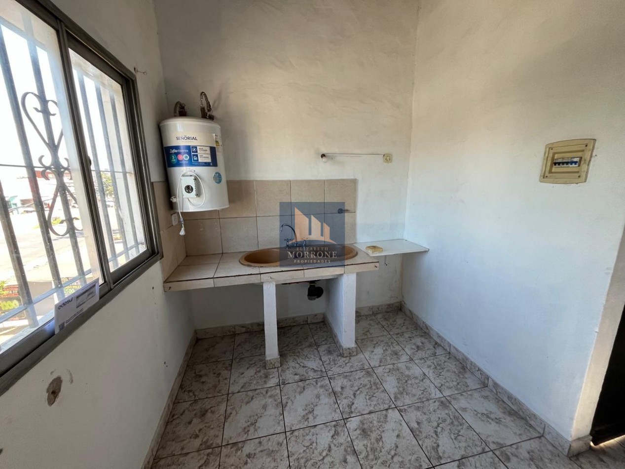 -RESERVADO- ALQUILER DEPARTAMENTO 3 AMBIENTES FRENTE EN PRIMER PISO POR ESCALERA, DISPONIBLE A PARTIR DE FEBRERO, AV EVA PERON 3790 -TEMPERLEY-