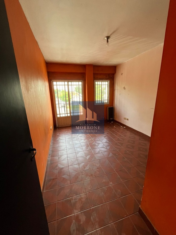 ALQUILER DEPARTAMENTO EN PRIMER PISO AL FRENTE, 2 DORMITORIOS Y PATIO CON LAVADERO, AV EVA PERON 3950 -TEMPERLEY- 