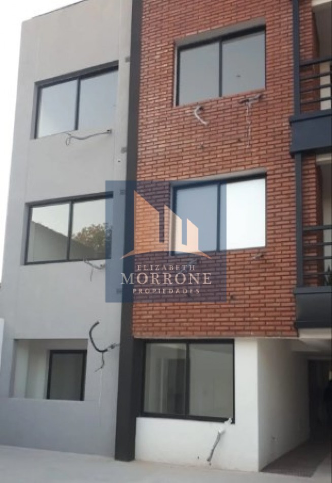 ALQUILER HERMOSO DEPARTAMENTO 2 AMB CON COCHERA A 3 CUADRAS DE LA ESTACION DE BANFIELD, GASCON AL 100 -BANFIELD-