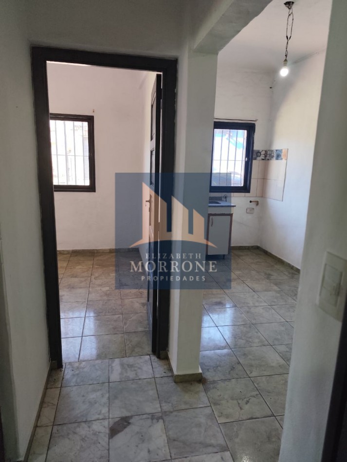 ALQUILER PH EN PLANTA BAJA POR INGRESO COMPARTIDO 3 AMBIENTES, CON PATIO, CHURRINCHE 4112 -TEMPERLEY-