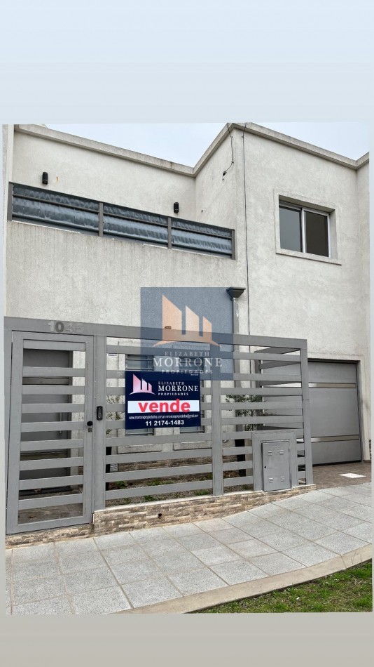 VENTA HERMOSO DUPLEX 2 DORMITORIOS, PATIO Y GARAGE CON PORTON AUTOMATICO, ACHUPALLAS 1045 ESQ CONDARCO -TEMPERLEY-