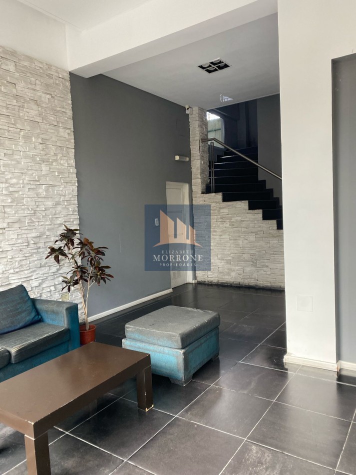 VENTA EXCELENTE DEPARTAMENTO DOS AMBIENTES CON BALCON, SIN COCHERA BASAVILVASO 1768 LANUS ESTE