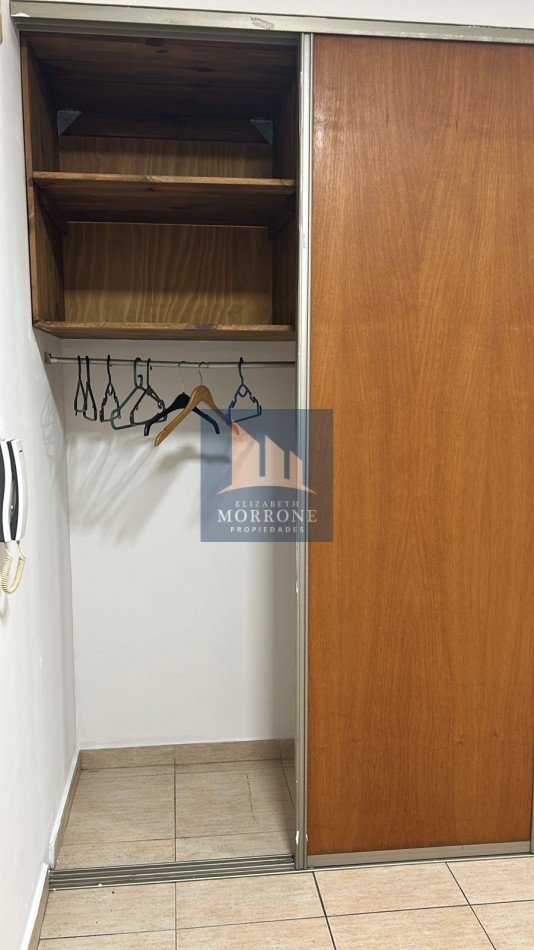 ALQUILER HERMOSO MONOAMBIENTE 3ER PISO -BYNNON 1500 ADROGUE-