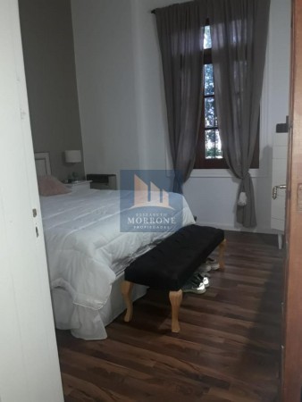HERMOSA CASA ESTILO INGLES ZONA RESIDENCIAL  GRIGERA 600 -BANFIELD OESTE-