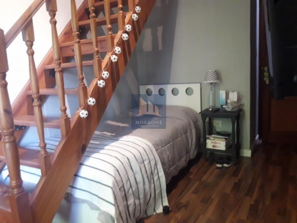 HERMOSA CASA ESTILO INGLES ZONA RESIDENCIAL  GRIGERA 600 -BANFIELD OESTE-