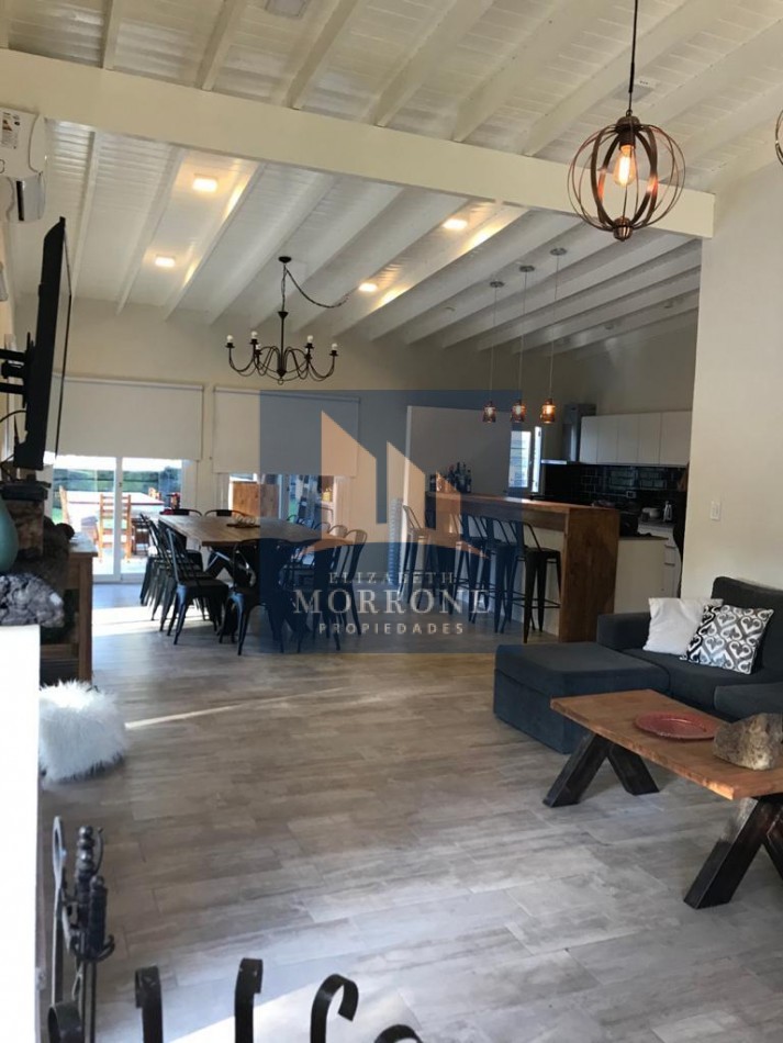 VENTA ESPECTACULAR CASA 5 DORMITORIOS 4 BAÑOS Y AMENITIES - BARRIO DEPORTIVO COSTA ESMERALDA-