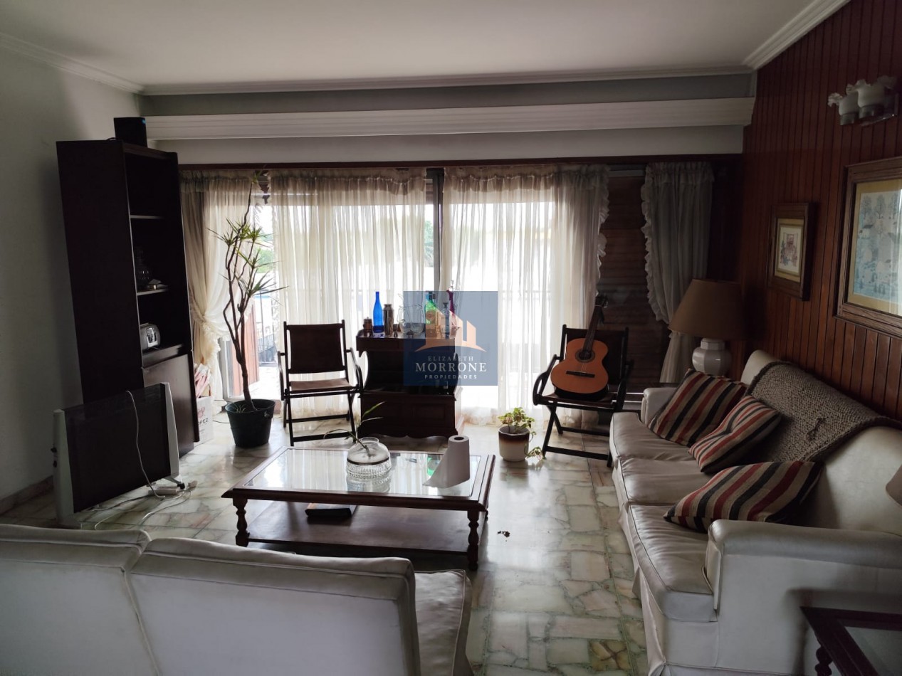 VENTA PISO COMPLETO EN EXCELENTE ZONA, DOS DORMITORIOS, TERRAZA, BALCON Y QUINCHO, AV EVA PERON 1480 -TEMPERLEY-