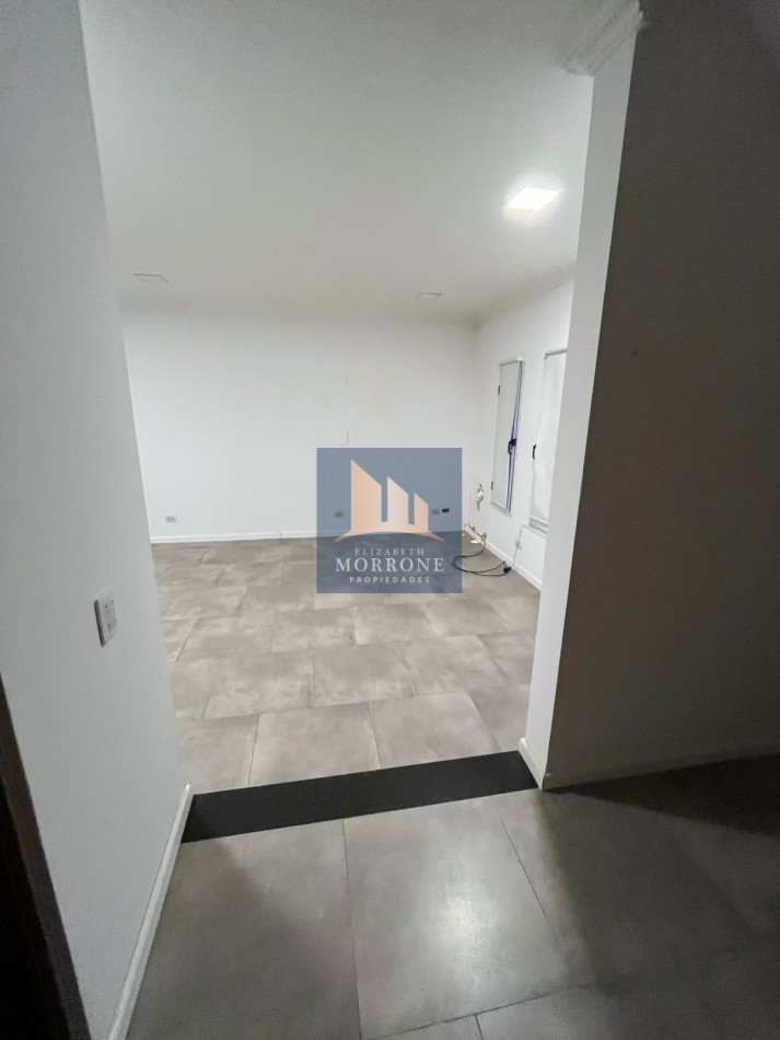 ALQUILER HERMOSO DUPLEX DE CATEGORIA: CON 2 DORMITORIOS, PATIO Y GARAGE CON PORTON AUTOMATICO, ACHUPALLAS 1045 ESQ CONDARCO -TEMPERLEY-