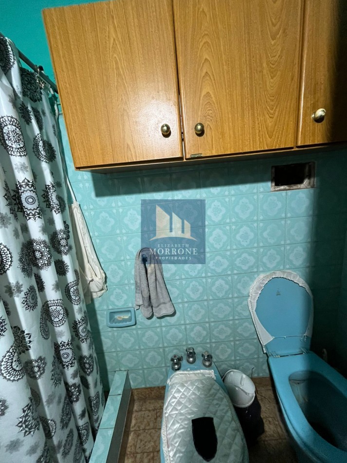 ALQUILER CASA 2 DORMITORIOS, PARQUE A SOLO METROS DE AVENIDA EVA PERON AL 1400, VELEZ SARSFIELD 1051 -TEMPERLEY-