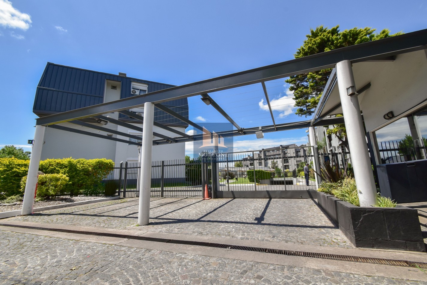 VENTA HERMOSO DEPARTAMENTO APTO CREDITO 3 AMBIENTES CON COCHERA COMPLEJO OLIDEN, OLIDEN 1180 -LOMAS DE ZAMORA-