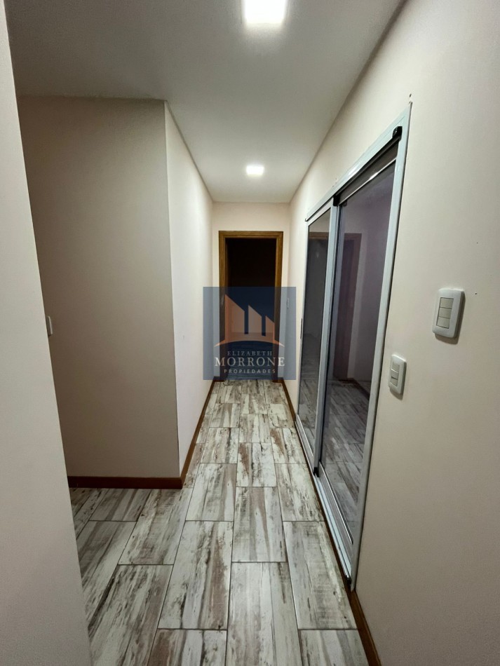 ALQUILER HERMOSO DUPLEX DE CATEGORIA: CON 2 DORMITORIOS, PATIO Y GARAGE CON PORTON AUTOMATICO, ACHUPALLAS 1045 ESQ CONDARCO -TEMPERLEY-