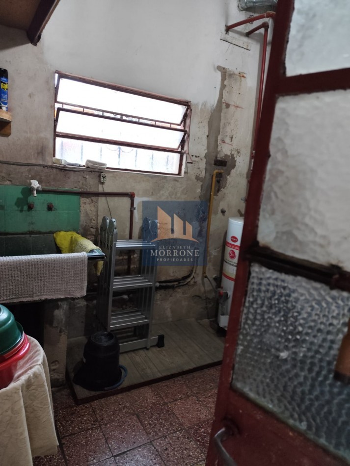 VENTA CASA 3 AMBIENTES CON AMPLIO PATIO, LUIS SAENZ PEÑA 2057 -TEMPERLEY-