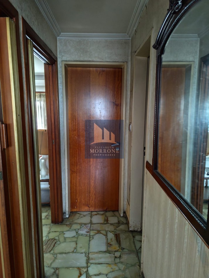 VENTA PISO COMPLETO EN EXCELENTE ZONA, DOS DORMITORIOS, TERRAZA, BALCON Y QUINCHO, AV EVA PERON 1480 -TEMPERLEY-