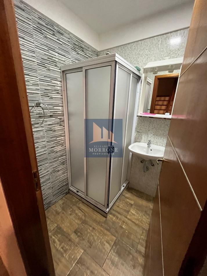 ALQUILER HERMOSO DUPLEX DE CATEGORIA: CON 2 DORMITORIOS, PATIO Y GARAGE CON PORTON AUTOMATICO, ACHUPALLAS 1045 ESQ CONDARCO -TEMPERLEY-