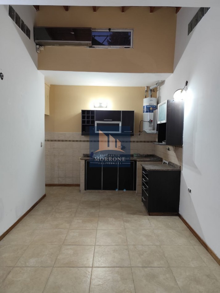 ALQUILER PH 2 AMBIENTES CON GARAGE, LITUANIA 424 -TEMPERLEY-