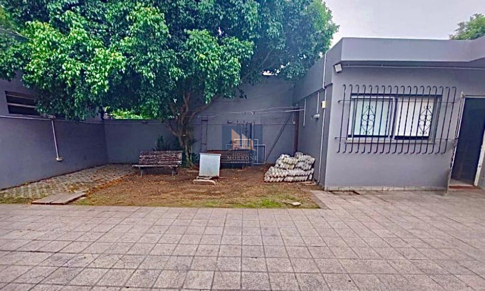 HERMOSA CASA CON TEJAS COLONIALES 3 AMBIENTES CON PILETA Y APTA CREDITO!!! BOUCHARD 872 -MONTE GRANDE-