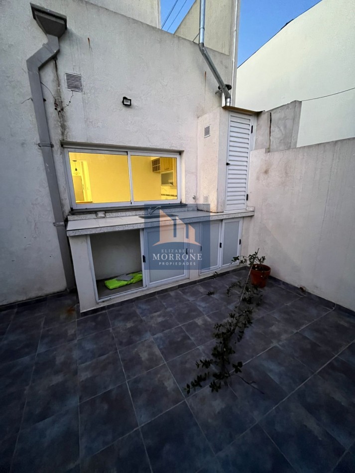 ALQUILER HERMOSO DUPLEX DE CATEGORIA: CON 2 DORMITORIOS, PATIO Y GARAGE CON PORTON AUTOMATICO, ACHUPALLAS 1045 ESQ CONDARCO -TEMPERLEY-