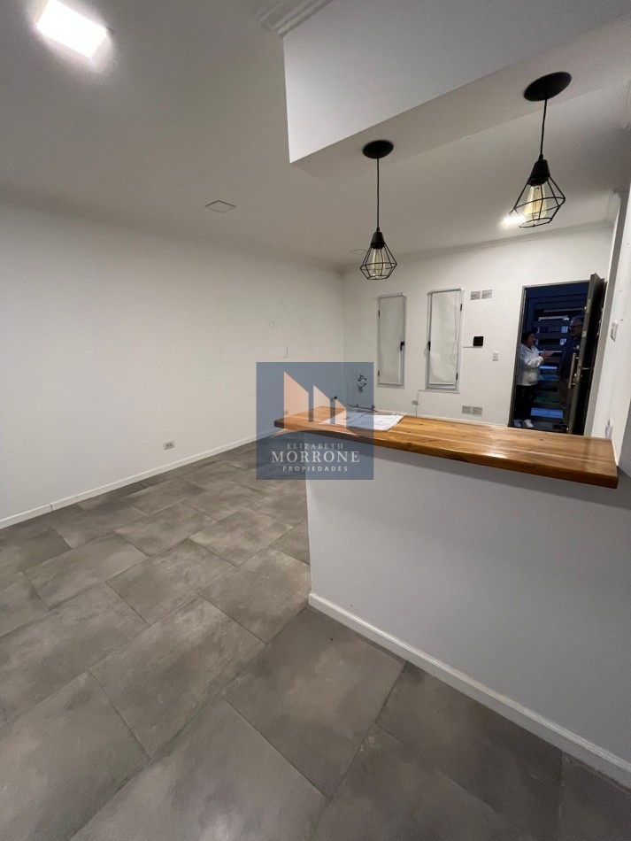 ALQUILER HERMOSO DUPLEX DE CATEGORIA: CON 2 DORMITORIOS, PATIO Y GARAGE CON PORTON AUTOMATICO, ACHUPALLAS 1045 ESQ CONDARCO -TEMPERLEY-