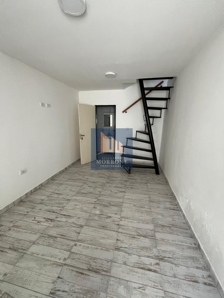 VENTA PH INTERNO 3 AMBIENTES A MEDIA CUADRA DE AVENIDA EVA PERON AL 2200, RAVEL 60 -TEMPERLEY-