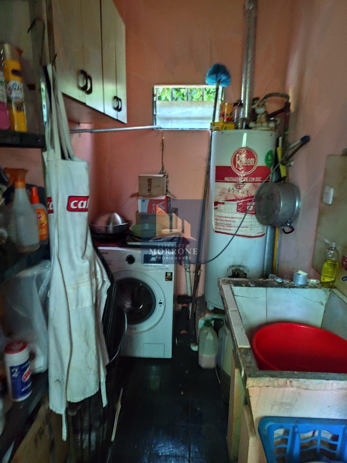 VENTA CASA APTA CREDITO 3 DORMITORIOS Y GARAGE SEMICUBIERTO EN LOTE DE 400 MT2, LAUTARO 100 -TEMPERLEY-