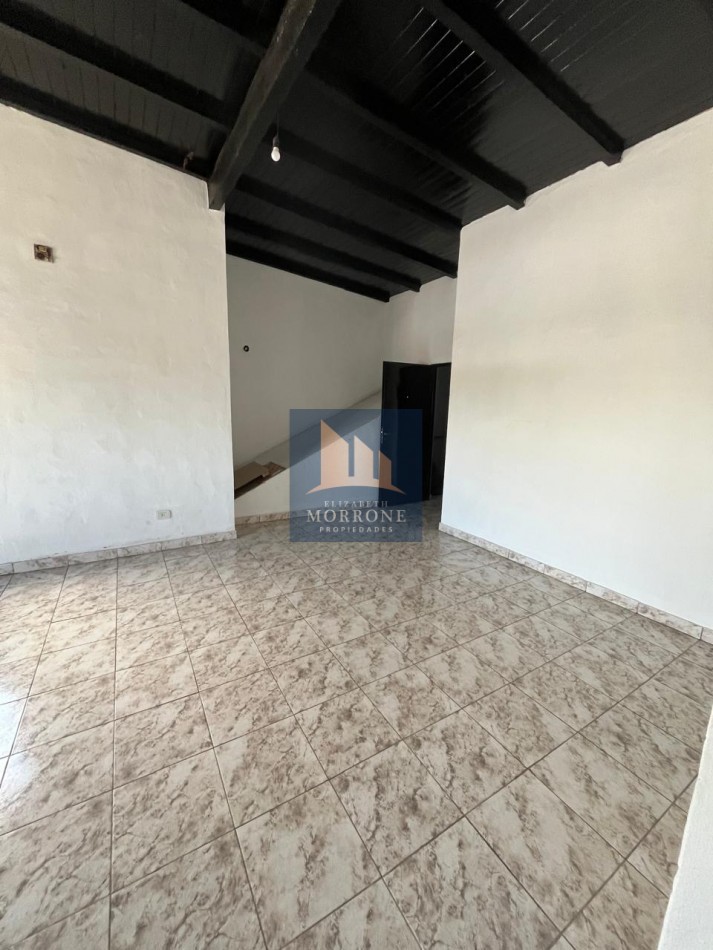 -RESERVADO- ALQUILER DEPARTAMENTO 3 AMBIENTES FRENTE EN PRIMER PISO POR ESCALERA, DISPONIBLE A PARTIR DE FEBRERO, AV EVA PERON 3790 -TEMPERLEY-