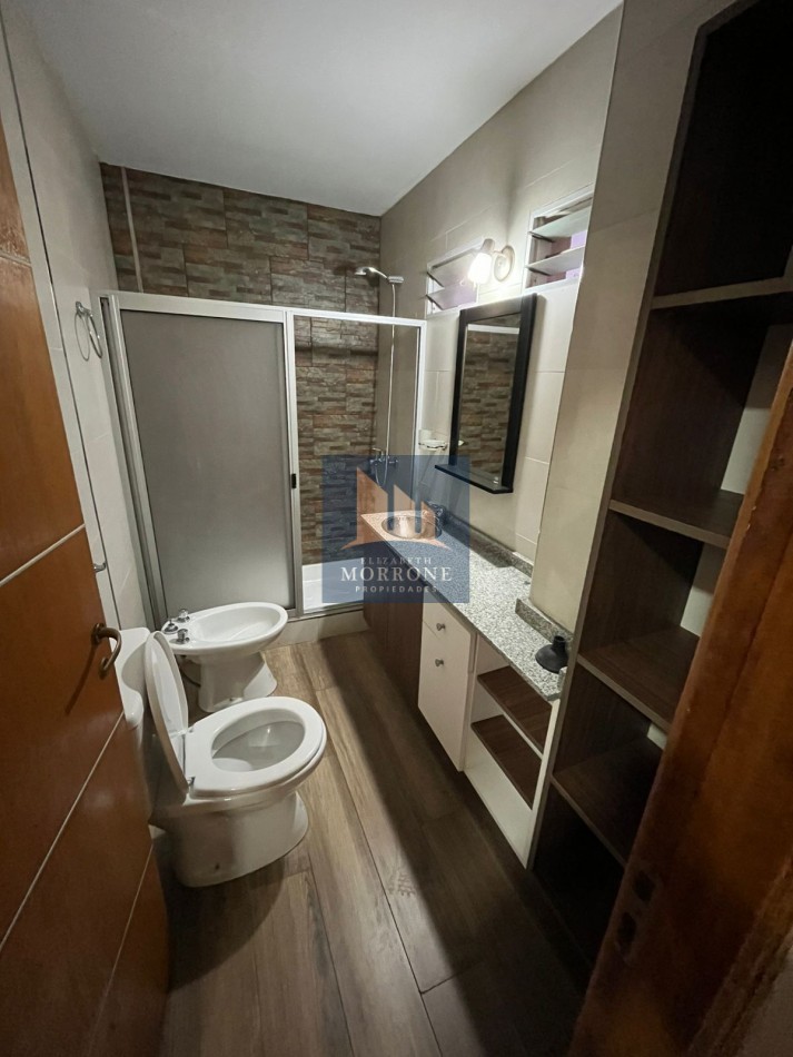 ALQUILER HERMOSO DUPLEX DE CATEGORIA: CON 2 DORMITORIOS, PATIO Y GARAGE CON PORTON AUTOMATICO, ACHUPALLAS 1045 ESQ CONDARCO -TEMPERLEY-