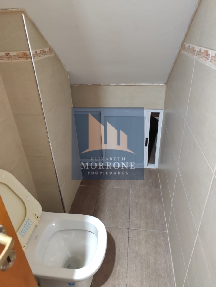 ALQUILER PH AL FRENTE 2 DORMITORIOS, PATIO Y GARAGE, MALVINAS ARGENTINAS 1464 -TEMPERLEY-